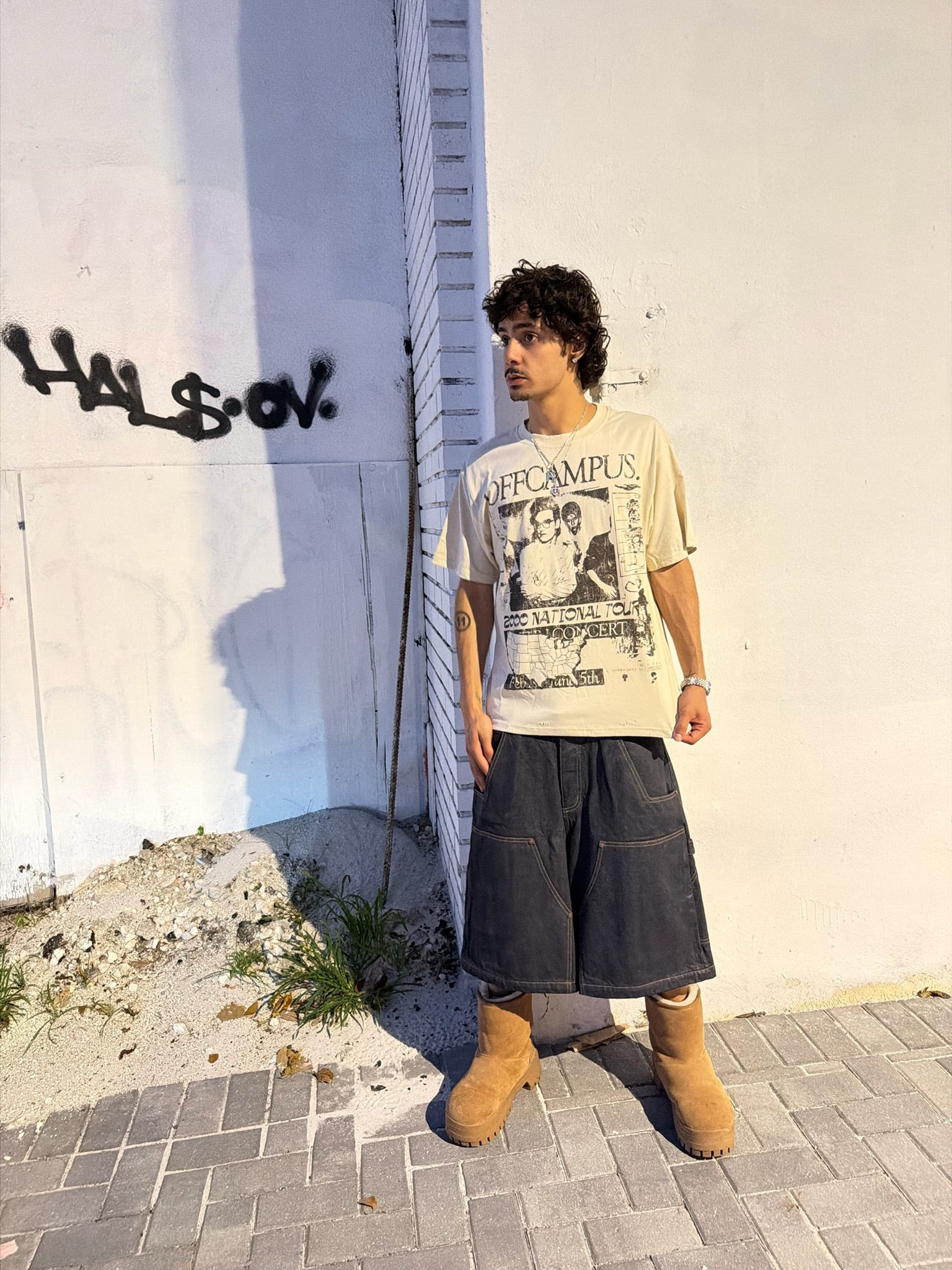 Tour Tee